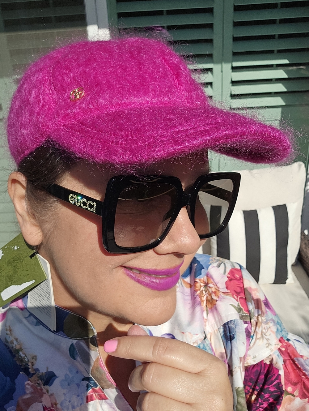 Gucci Fuchsia Mohair Baseball Cap with Gold GG Accent - Picture 12 of 12